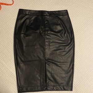 Reitmans Signature vegan leather skirt